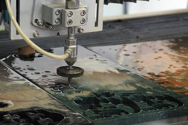 Is It Still Print If It S Made Out Of Steel Throwback Tuesday To When Anniehowepapercuts Came By To Play With Our Laser Industrial